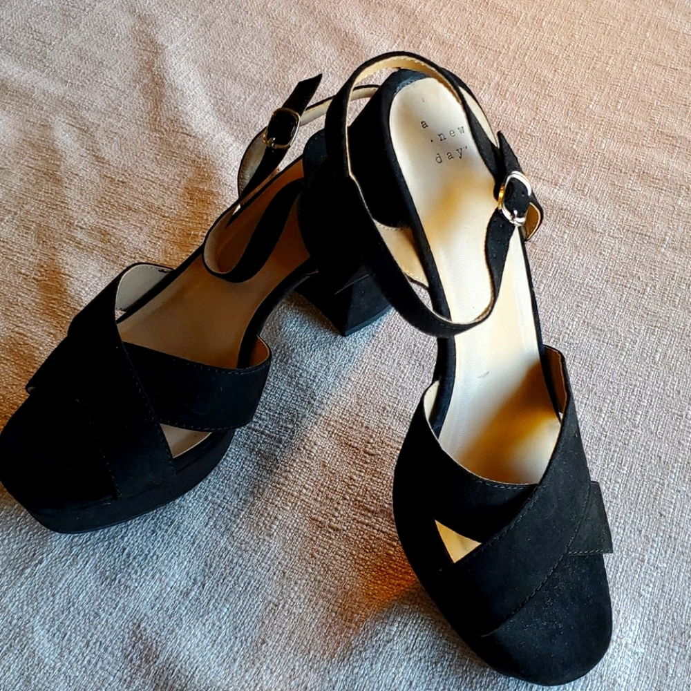 Womens shoes